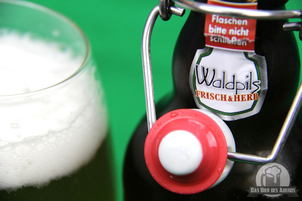 bügelflasche, dachsenfranz, waldpils, biertest, bier, zuzenhausen, biermanufaktur